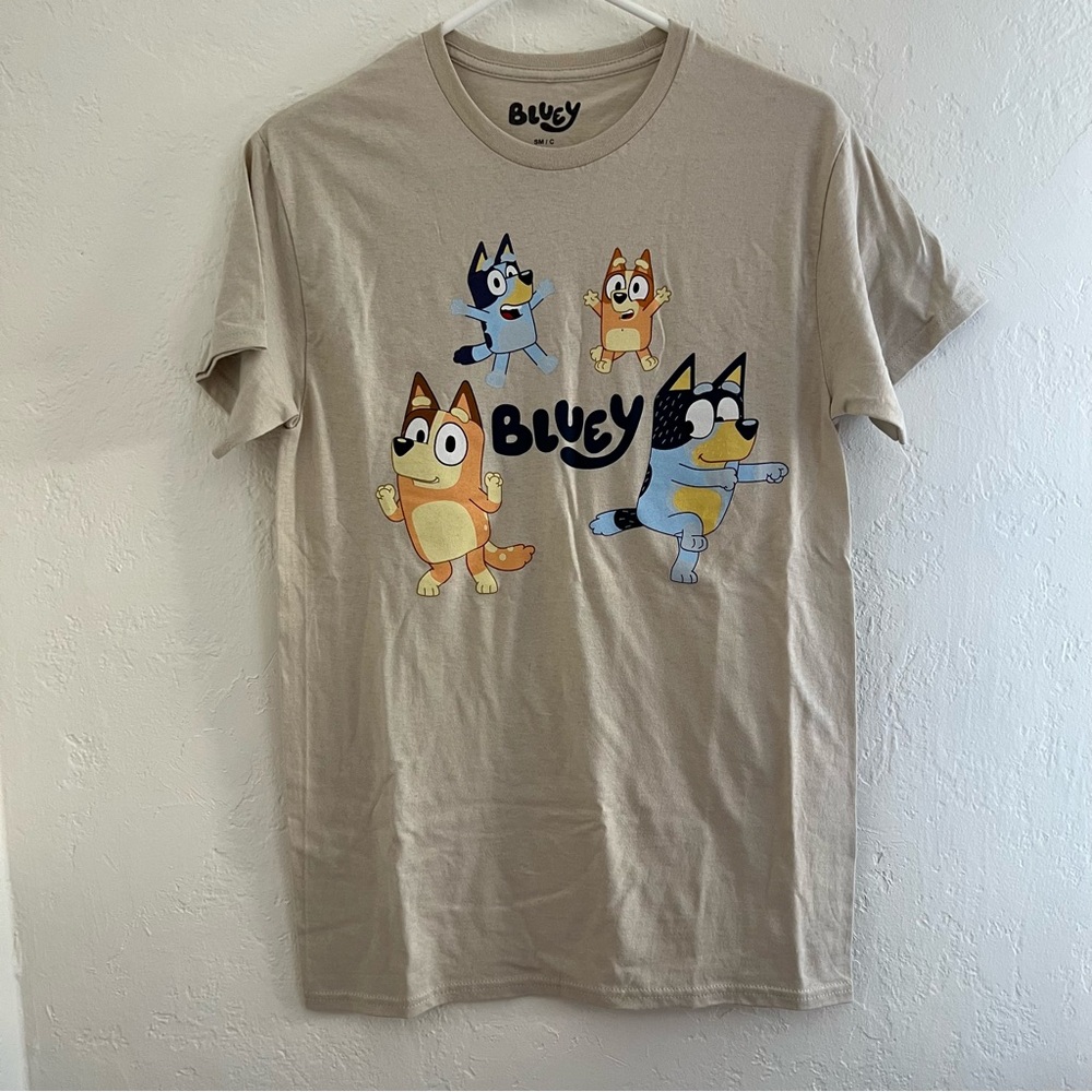 NEW Bluey Graphic Tee Shirt Small